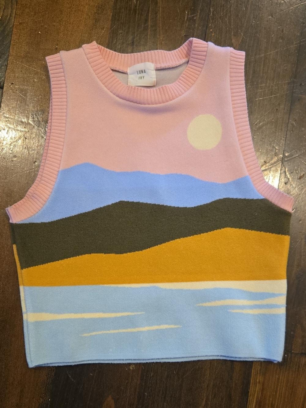 Luna Ivy Pink Scenic Landscape Knit Cropped Sweater Vest